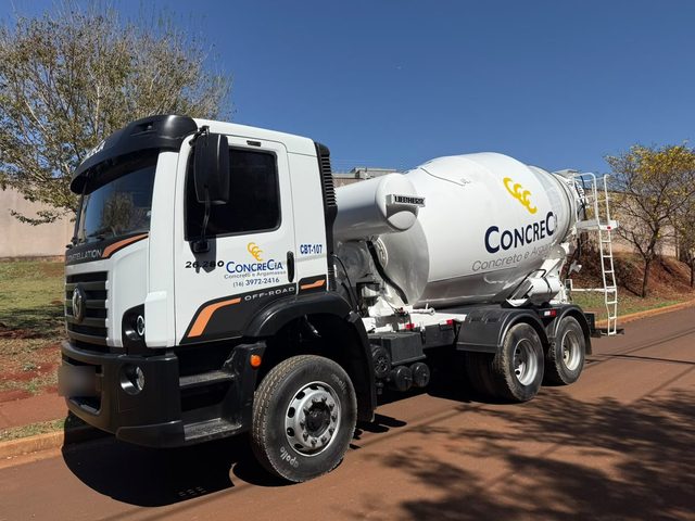 Caminhão betoneira da CONCRECIA, concreteira de Ribeirão Preto